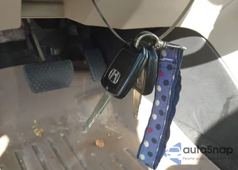 2013 Honda Accord Lx z USA, uszkodzony, nr VIN 1HGCR2F33DA250138